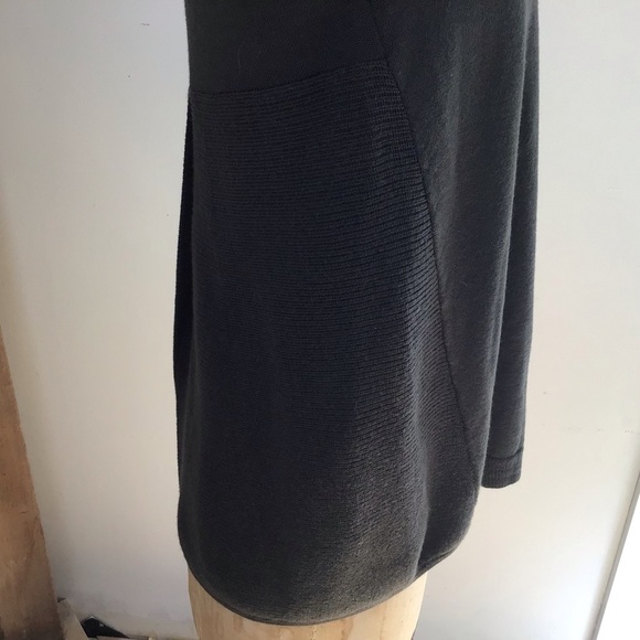 NWT Ellen Tracy 100% fine merino wool women’s size small cowl neck sweater. - Picture 6 of 9